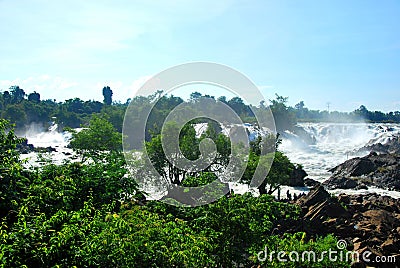 The powerful Khone Phapheng Waterfalls near Don Det Stock Photo