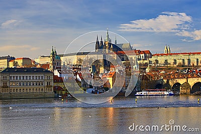 Prague Castel with St. Vitus Cathedral, Moldau, Lesser Town, Prague, Czech Republic Stock Photo