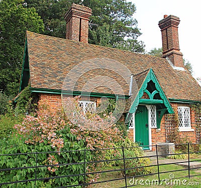 Pretty kent cottage garden Stock Photo