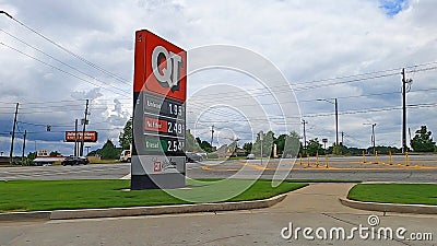 Price of gas at the QT retail gas station in Doraville Editorial Stock Photo