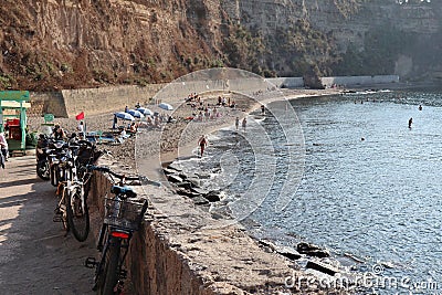 Procida â€“ Spiaggia del Postino dal sentiero di accesso Editorial Stock Photo