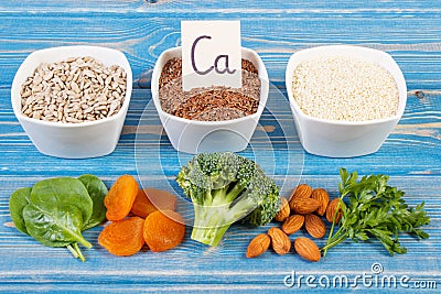 Products and ingredients containing calcium and dietary fiber, healthy nutrition Stock Photo