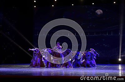 Women in the Hakka enclosed house 3-Chinese folk folk dance Editorial Stock Photo