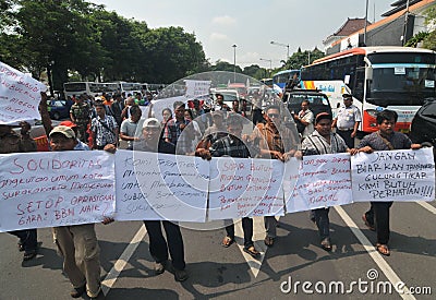 Protest against the government's policy to raise fuel prices Editorial Stock Photo