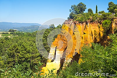 PROVENCE: Ochre Rocks or Carriere d`Ocre Stock Photo