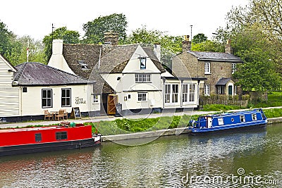 pub houseboats river cam cambridge england Editorial Stock Photo