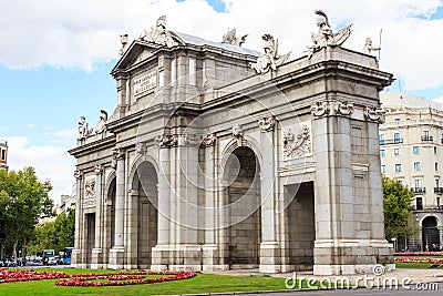 Puerta de AlcalÃ¡, Madrid, Spain Editorial Stock Photo