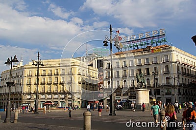 Puerta Del Sol, Madrid Editorial Stock Photo