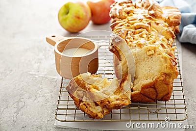 Pull apart apple and cinnamon bread Stock Photo