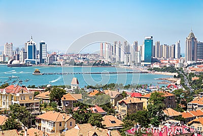 Qingdao Bay with Zhanqiao Pier seen from the XiaoYuShan park, Qingdao Stock Photo