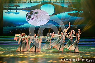 Qingqing Zi Jin-Pick osmund-battle Classical dance Editorial Stock Photo