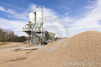 Quarry aggregate with heavy duty machinery Stock Photo