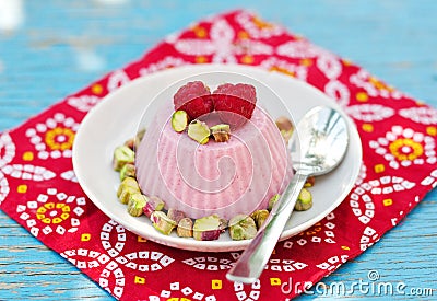 Raspberry Kulfi with Pistachios, Indian ice cream Stock Photo