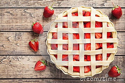 Raw strawberry pie preparation cake pastry food recipe Stock Photo