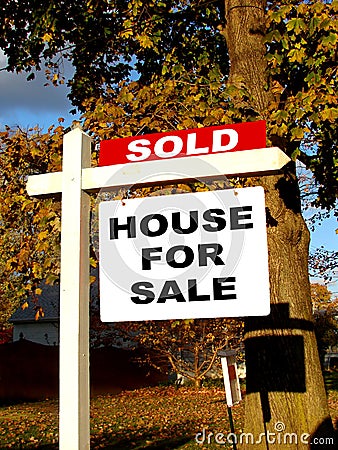 Real Estate Sold And House For Sale Sign On Post Royalty Free Stock Photography - Image: 1475337