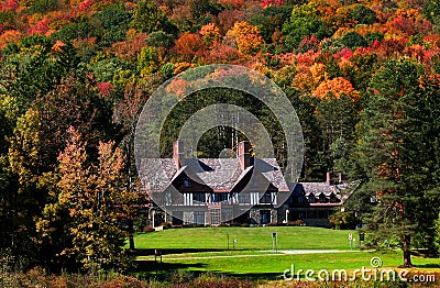 Red house in Allegheny state park Stock Photo