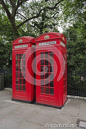 2 red telephone boxes Stock Photo