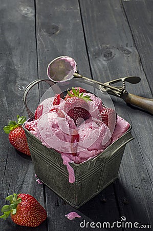ReFreshing strawberry ice cream Stock Photo