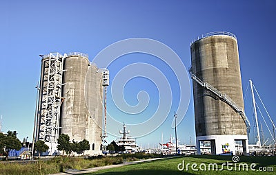 Renovation of docklands modified into famous traveler attraction of Silo Park and yachts on Wynyard Quarter waterfront, Auckland Stock Photo