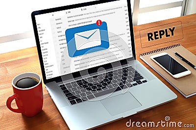 reply the message email on computer Businessman is working to important reminder Stock Photo