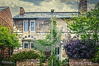 Residence in Oxford UK Stone with arched details and landscaping Stock Photo