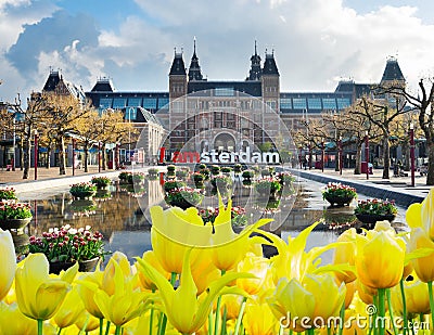 Rijksmuseum and Statue I am Amsterdam Stock Photo