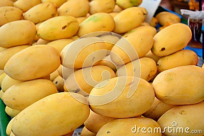 Ripe Mangoes for sale Stock Photo