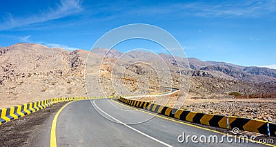 Road in Al Hajar mountains in Fujairah Stock Photo