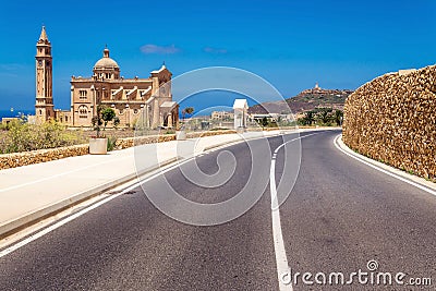 Road to Ta Pinu church in Gharb in Malta Stock Photo