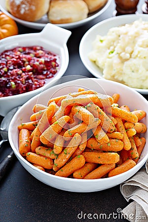 Roasted carrots with fresh herbs Stock Photo