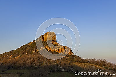 Rock of Solutre with vineyards, Burgundy, Solutre-Pouilly, France Stock Photo
