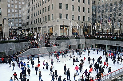 Is it free to ice skate at Rockefeller Center?