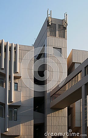 The roger stevens building at the university of leeds a brutalist concrete building by chamberlain powell and bon 1970 Editorial Stock Photo