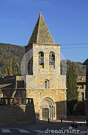 Romanesque church of Sant Esteve de Llenars, Ripolles, Girona pr Stock Photo