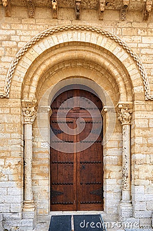 Romanesque gate in the church of San Martin in Fromista, in the Stock Photo