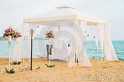 Romantic honeymoon dining place on the beach Stock Photo