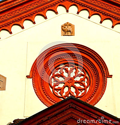 rose window italy lombardy in the barza old church b Stock Photo