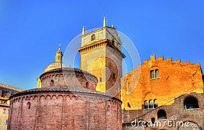 Rotonda di San Lorenzo and Palazzo della Ragione Stock Photo