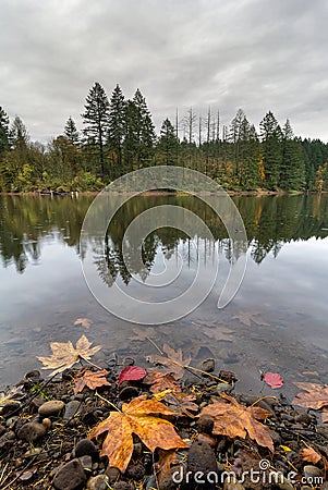 Round Lake at Lacamas Park in Fall Stock Photo