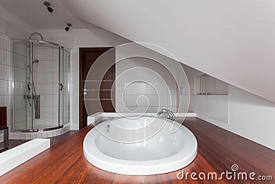Ruby house - Drop in bathtub Stock Photo
