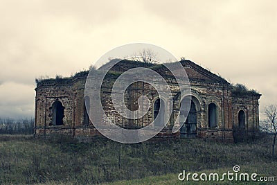 Ruinen eines alten historischen BacksteingebÃ¤udes Stock Photo