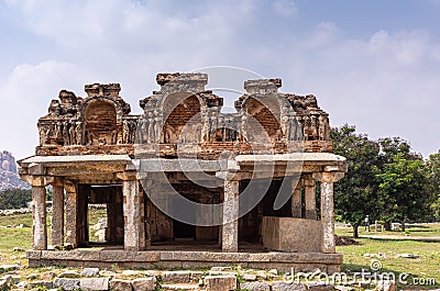 Ruinous sanctuary of Ancient Temple, Hampi, Karnataka, India Stock Photo