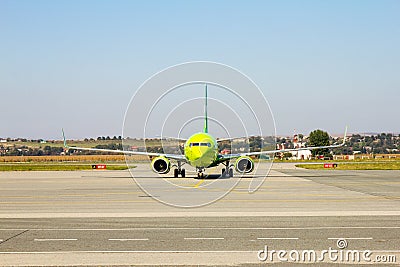 Russia, Beslan - 25 September 2018: Boeing 737 - 8Q8 Takeoffs and landings of S7 Siberia Airlines Globus passenger Stock Photo