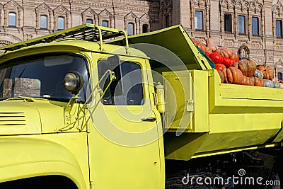 Russia, Moscow, October 2019. An old dump truck full of pumpkins on Red Square in Moscow for a harvest festival Editorial Stock Photo