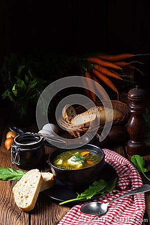 Rustikal Sorrel soup with potatoes and cream Stock Photo