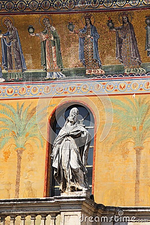 Saint Mary in Trastevere church Stock Photo