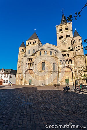 Saint Peter Roman Cathedral, Trier Stock Photo