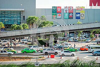 Samutprakarn, Thailand - April 13 2019: Many ca cause traffic jams at Road runs parallel to Bangna Trad motorway and expressway Editorial Stock Photo