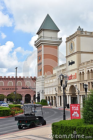 San Marcos Premium Outlets in Texas Editorial Stock Photo