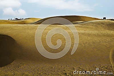 Sand dunes near Jaisalmer, Rajasthan, India Stock Photo